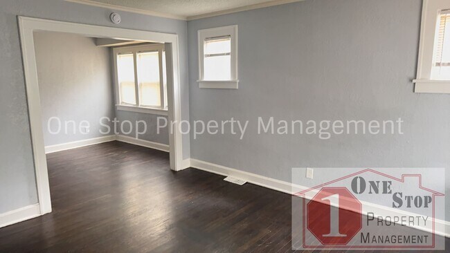 Building Photo - Beautiful 2 Bedroom 1 Bathroom in Kansas C...