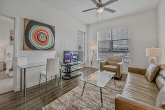 Building Photo - 5080 Camino Del Arroyo