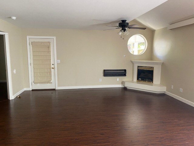 Main Living Area - 1822 N Pointer Ln