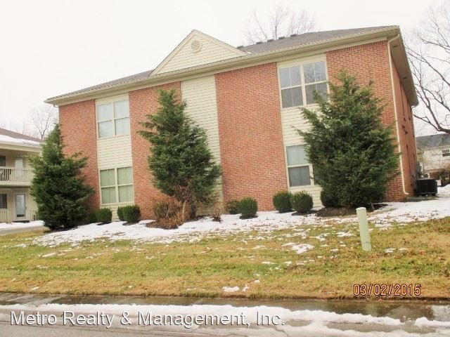 Building Photo - 409-415 Rosewood Ct