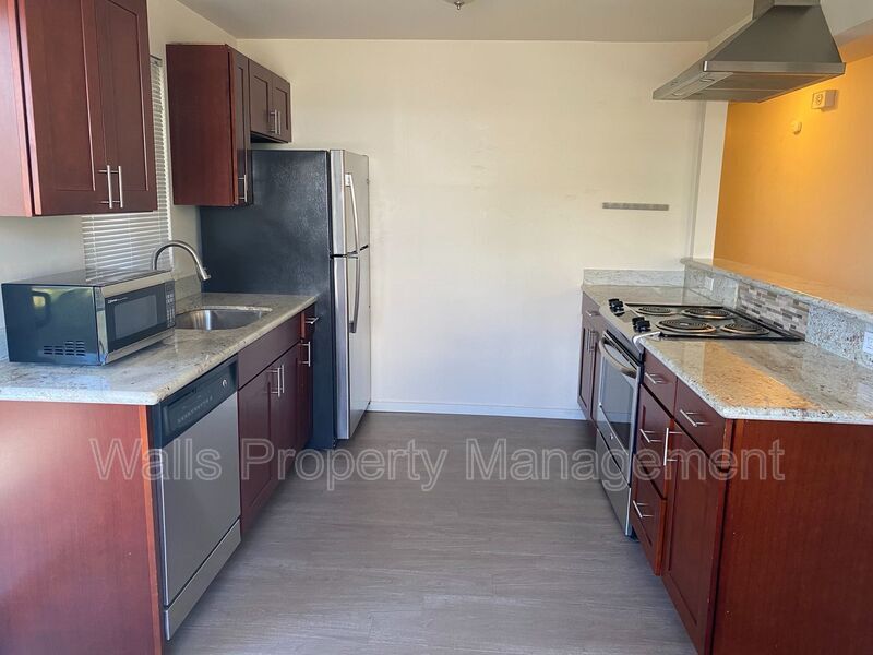 Primary Photo - 1419 NW 61st St