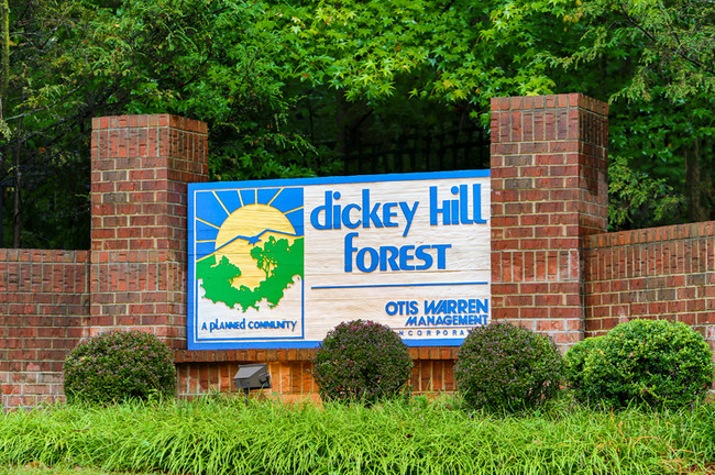 Foto del edificio - Dickey Hill Forest Apartments