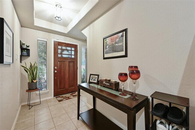 Foto del edificio - 1500 Huckleberry Ln