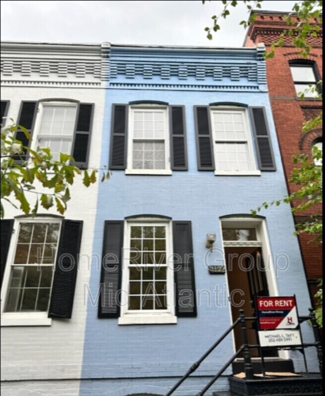 Foto principal - 3122 Dumbarton St NW