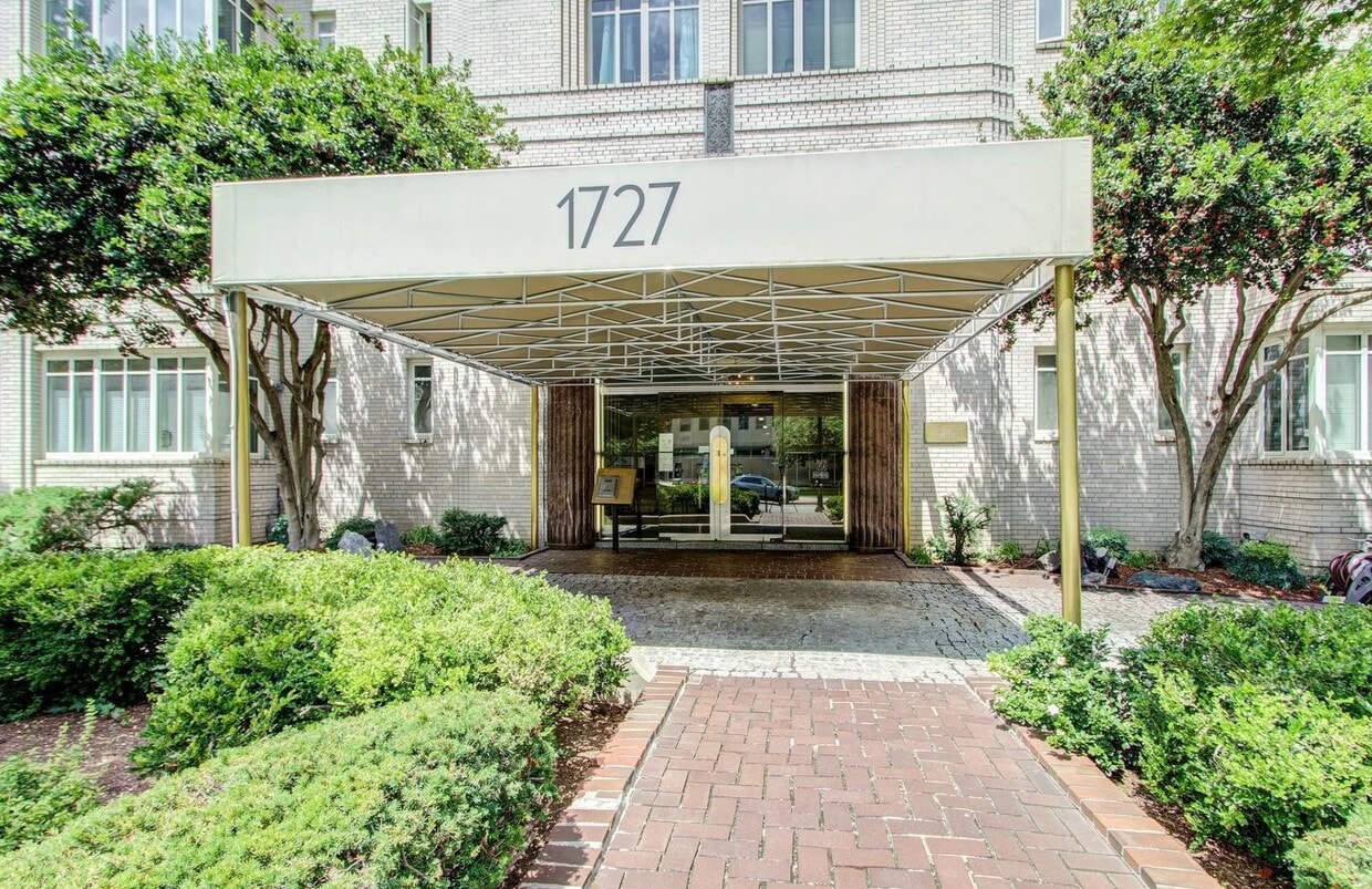 Photo - 1727 Massachusetts Ave NW (Washington, DC)