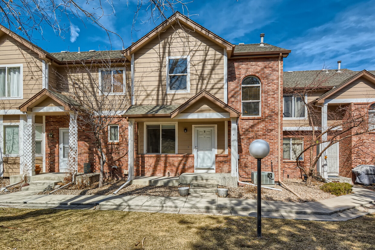 7600 W Coal Mine Ave, Littleton, CO 80123 Townhome Rentals in