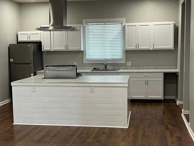 Building Photo - 1518 Howard St