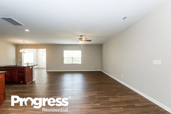Foto del edificio - 9811 Paper Tree Rd