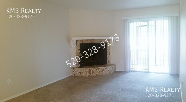Building Photo - 2 Bedrooms 2 Baths Townhouse - 5007 S Gran...