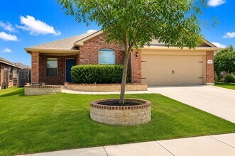Building Photo - 1229 Walnut Cliff Ct