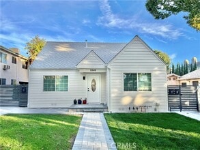 Building Photo - 1040 Ruberta Ave