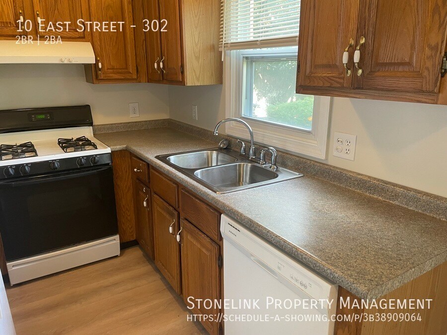 Primary Photo - 10 East St