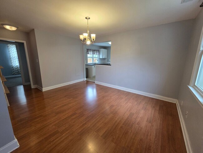 Foto del edificio - 7405 Yorktown Dr