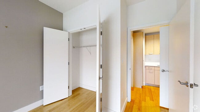 Building Photo - 1108 Boylston St