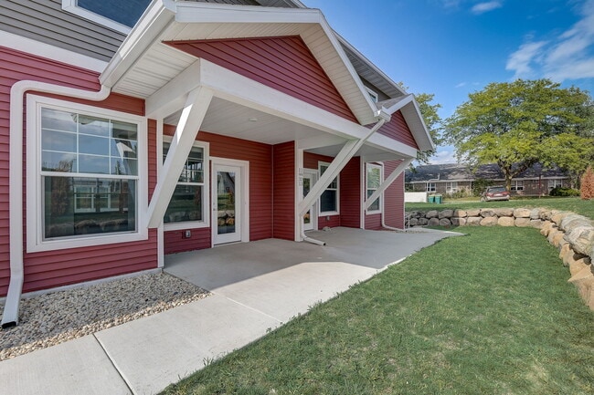 Building Photo - 1931 Eastwood Way