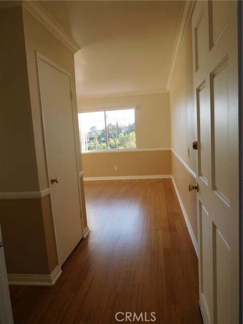 Building Photo - 548 Oleander Dr