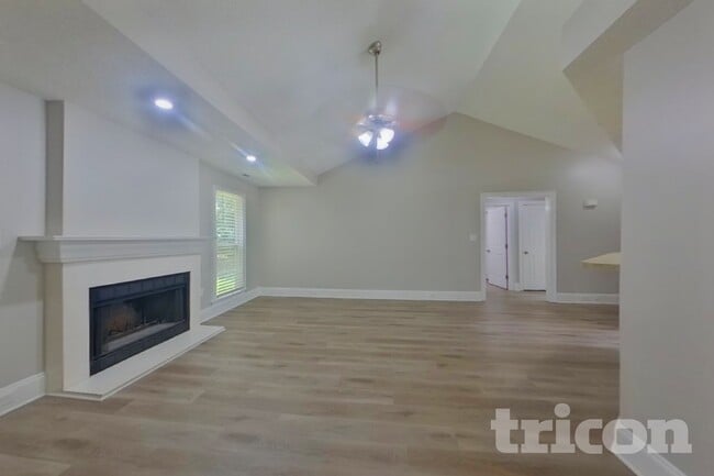 Building Photo - 7100 Idlewild Brook Ln