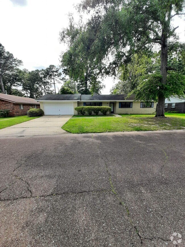 Chilcutt Apartments under 2,000 Columbus, MS 1 Rentals