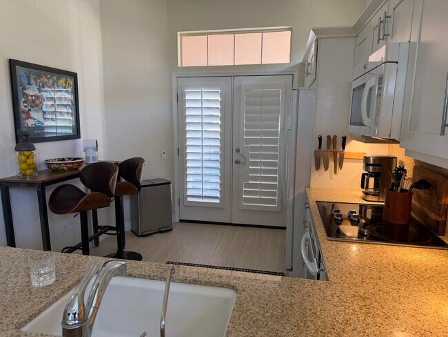 Foto del edificio - 37672 Breeze Way