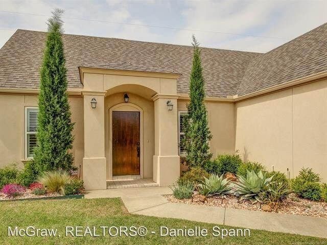 Foto del edificio - 3 br, 2 bath House - 14538 Kendalwood Ave.