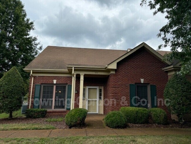 Foto del edificio - 8579 Sawyer Brown Rd