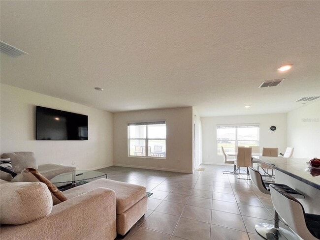 Foto del edificio - 10634 Chippewa Dr