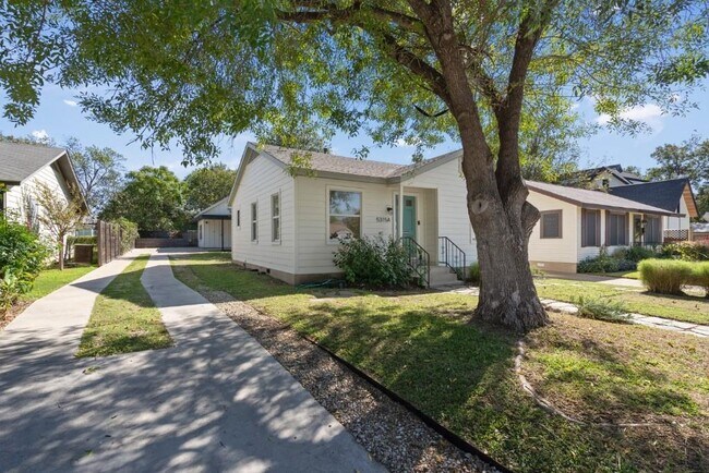 Foto del edificio - 5315 Grover Ave