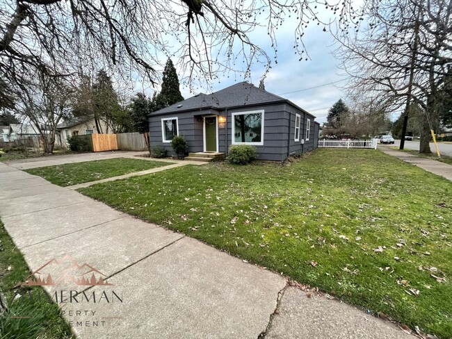 Foto del edificio - Fully Remodeled Single-Family Home