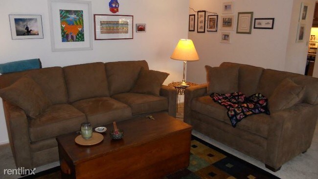Foto del edificio - 1 br, 1 bath Condo - 63 Niles Hill Rd
