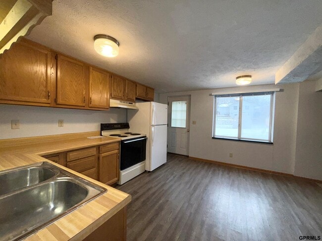 Building Photo - 2806.5 Jackson St