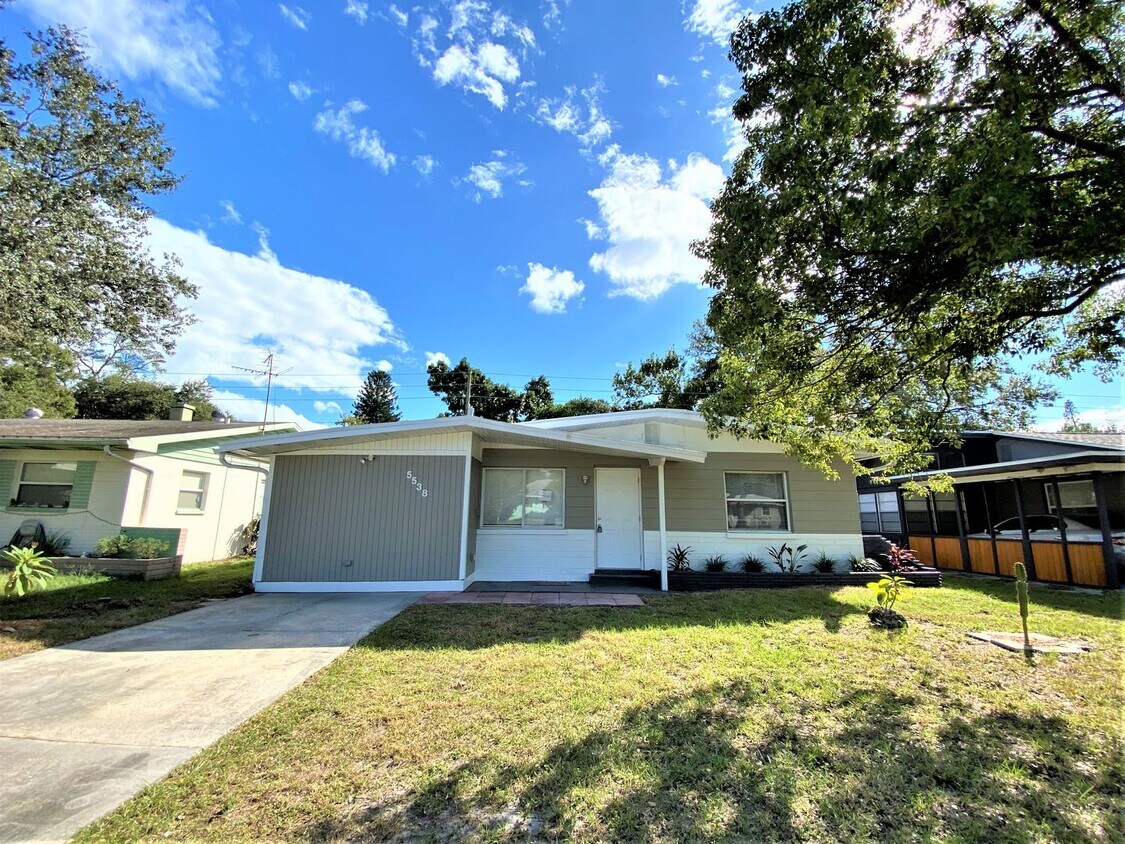 Foto principal - Freshly renovated 3/1