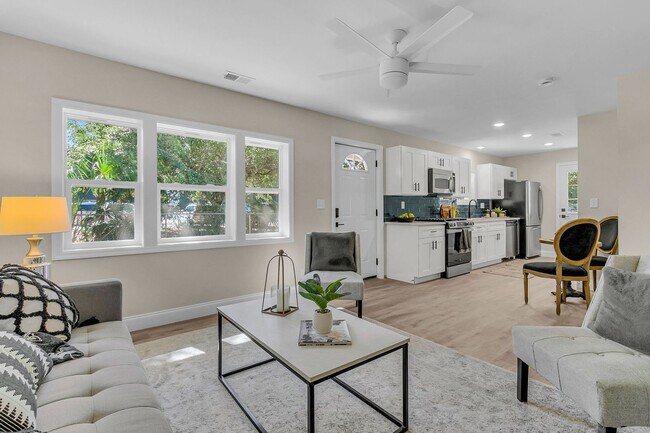 Foto del edificio - 635 Sequoia St