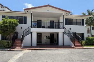 Building Photo - 250 SW 7th St