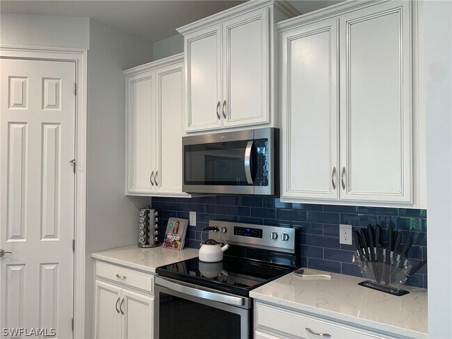 Building Photo - 28093 Seasons Tide Ave