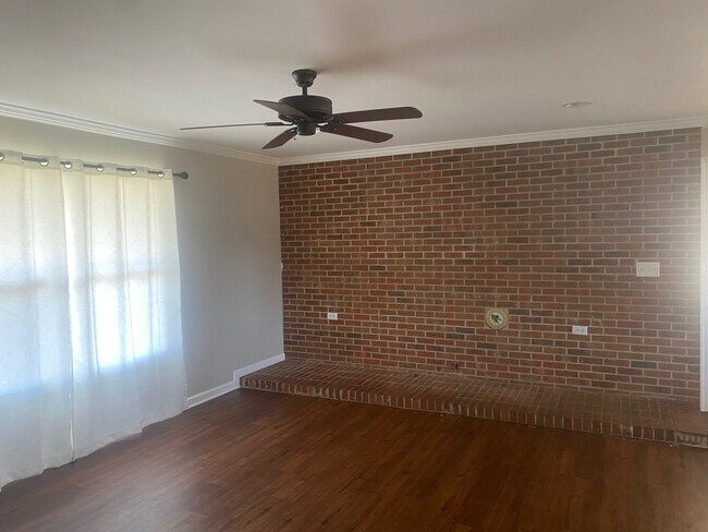 Foto del edificio - 320 Billy Kidd Rd
