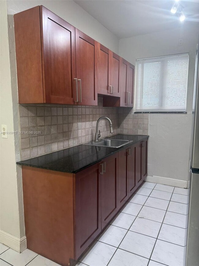 Building Photo - 740 Michigan Ave