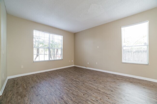 Building Photo - 13808 Greenebridge Ct