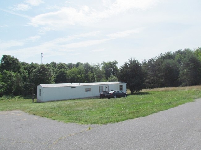 Foto del edificio - 4252 Benfield Dr
