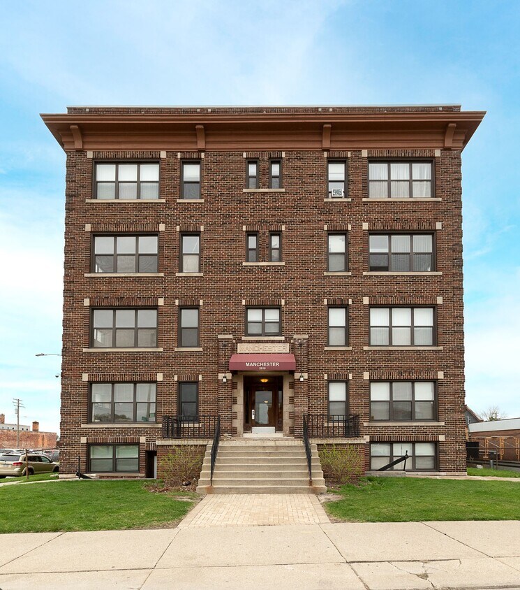 Manchester Apartments 2016 E Jefferson Ave Detroit, MI