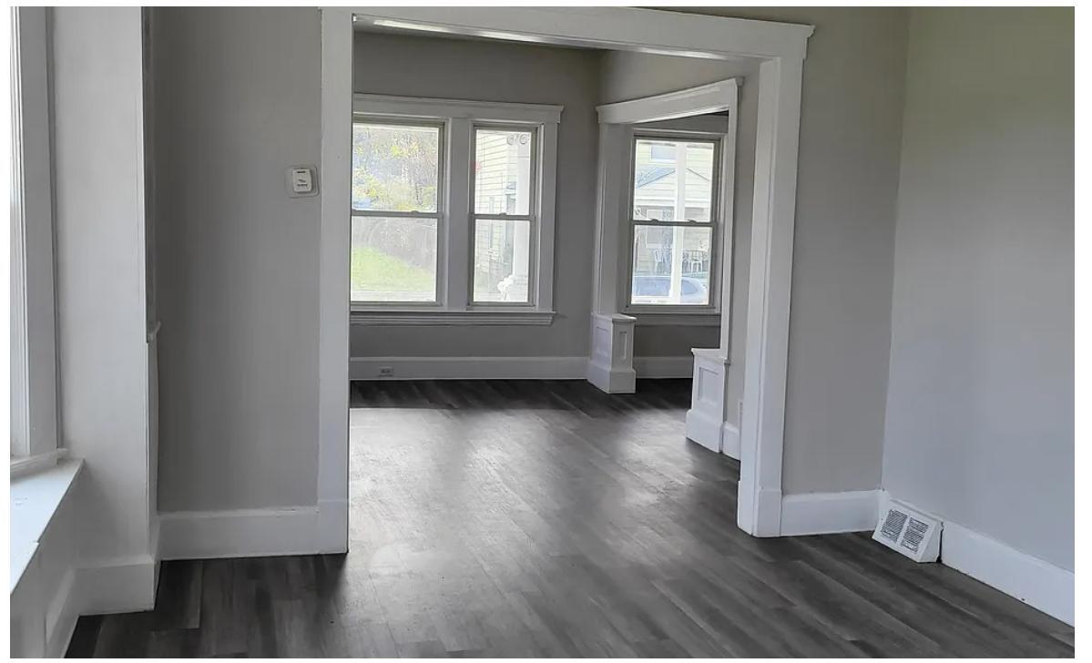 Foto del edificio - 7903 Decker Ave