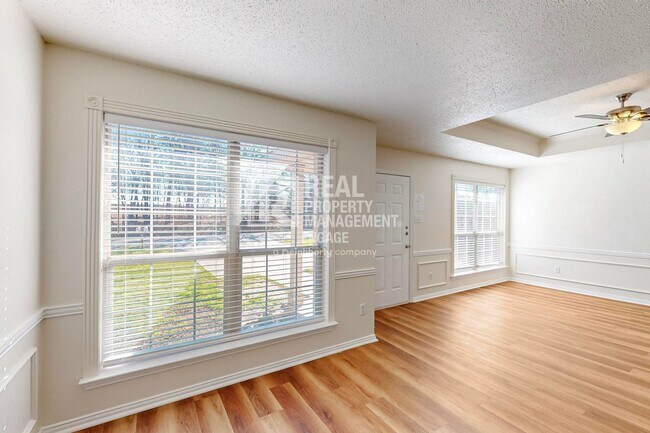 Foto del edificio - 404 Truman St