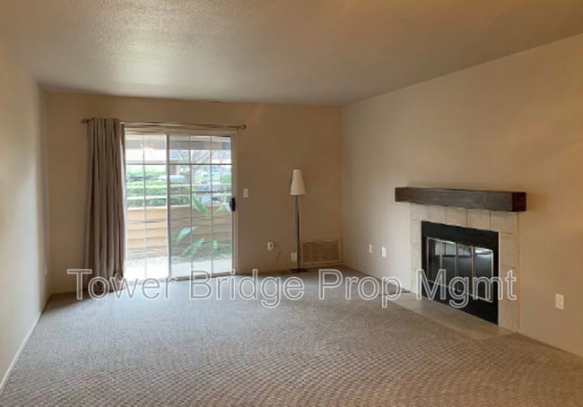 Building Photo - 11150 Trinity River Dr