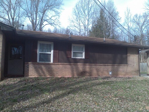 Building Photo - 2804 Antioch Rd