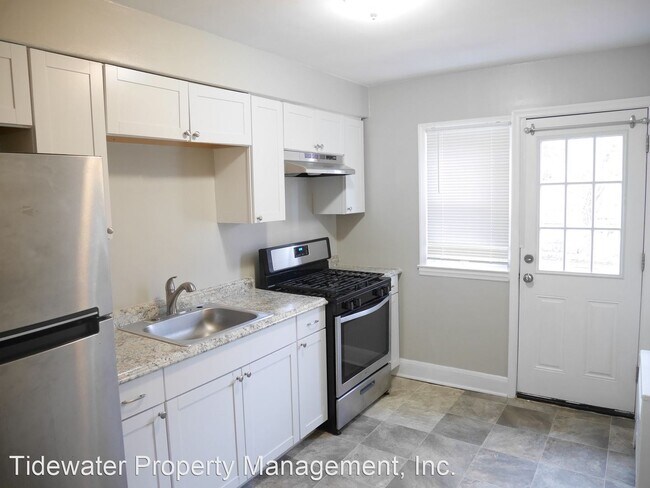 Foto del edificio - 3 br, 1 bath House - 6170 Parkway  Drive