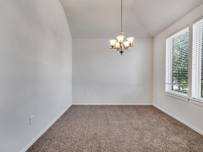 Building Photo - 10026 Thicket Park Ln