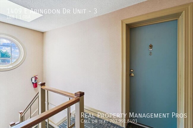 Foto del edificio - 1409 E Abingdon Dr