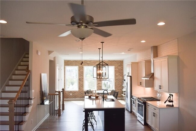 Building Photo - 140 Harlow Cir