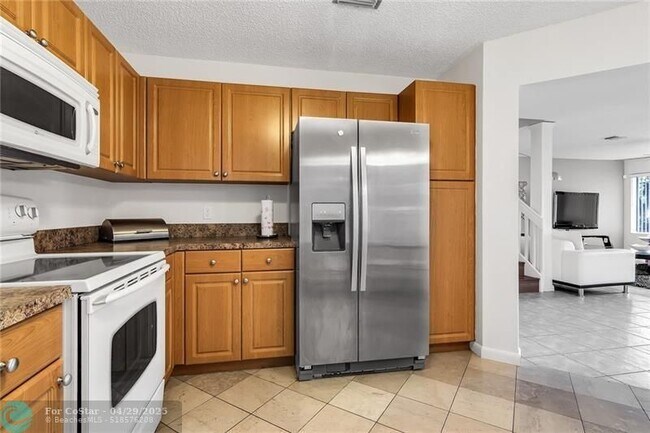 Foto del edificio - 6751 Boca Pines Trail