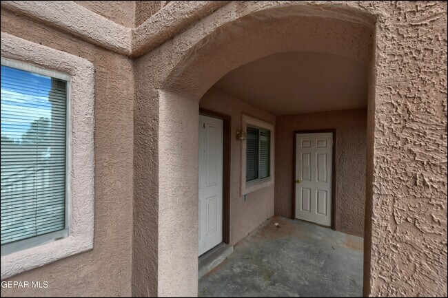 Foto del edificio - 3404 Blue Earth Ln