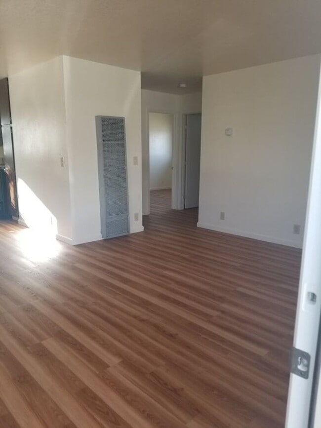 Foto del edificio - 18754 Eisenhower St